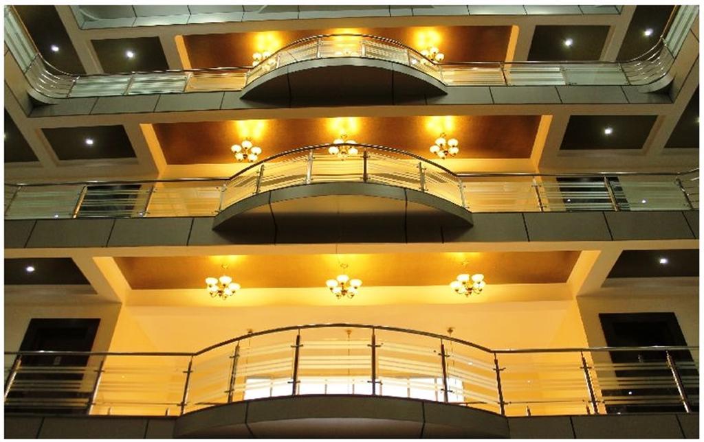 Palette - Solar Residency Hotel Srinagar  Bagian luar foto