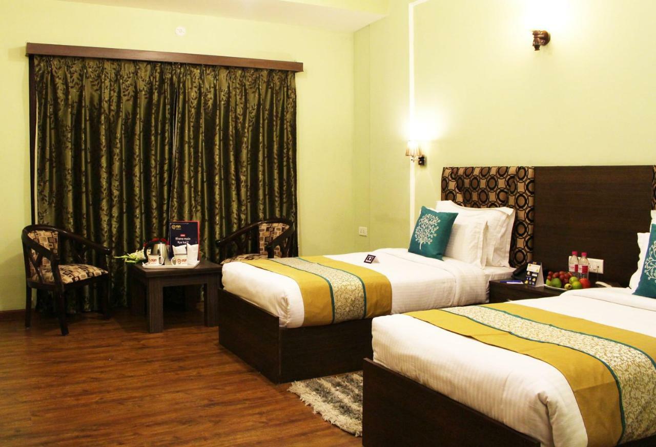 Palette - Solar Residency Hotel Srinagar  Bagian luar foto